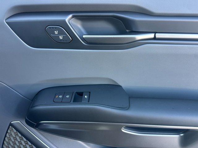 new 2026 Kia EV9 car, priced at $66,575