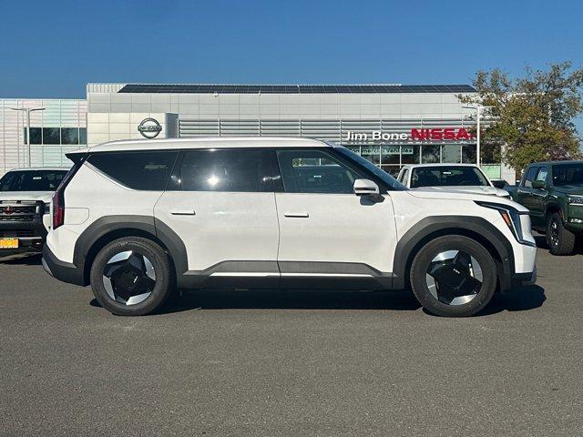 new 2026 Kia EV9 car, priced at $66,575