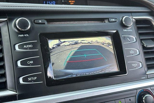 used 2019 Toyota Highlander car, priced at $25,995