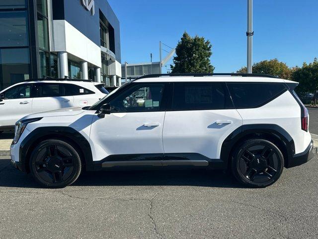 new 2026 Kia EV9 car, priced at $75,010