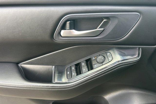 used 2024 Nissan Rogue car, priced at $27,999