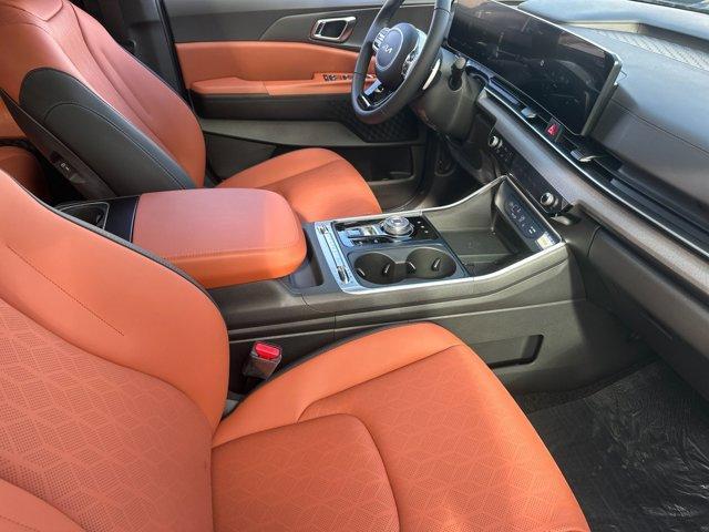 new 2026 Kia Carnival Hybrid car, priced at $50,840