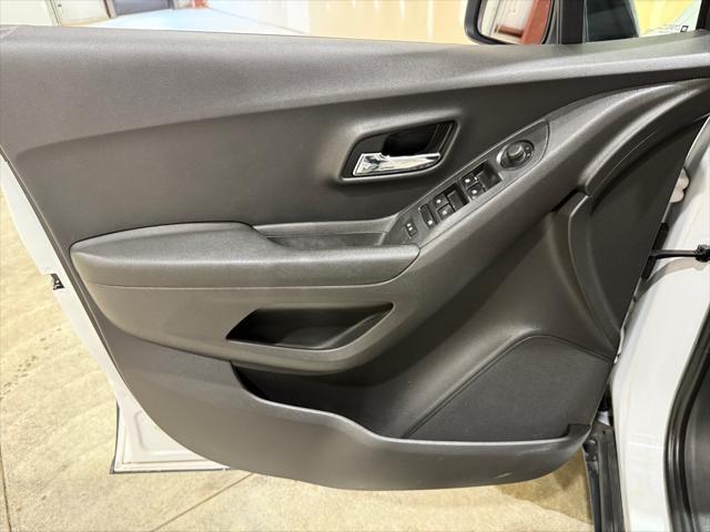 used 2020 Chevrolet Trax car, priced at $10,995