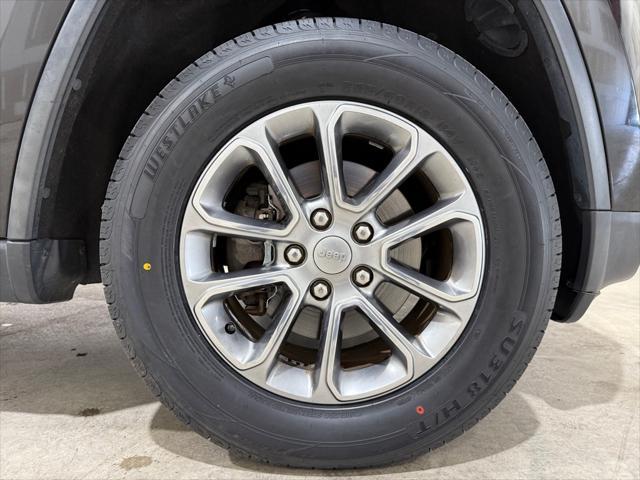 used 2014 Jeep Grand Cherokee car, priced at $10,995