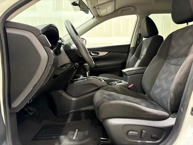 used 2015 Nissan Rogue car, priced at $9,795