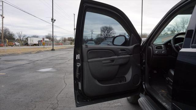 used 2013 Chevrolet Avalanche car, priced at $17,995