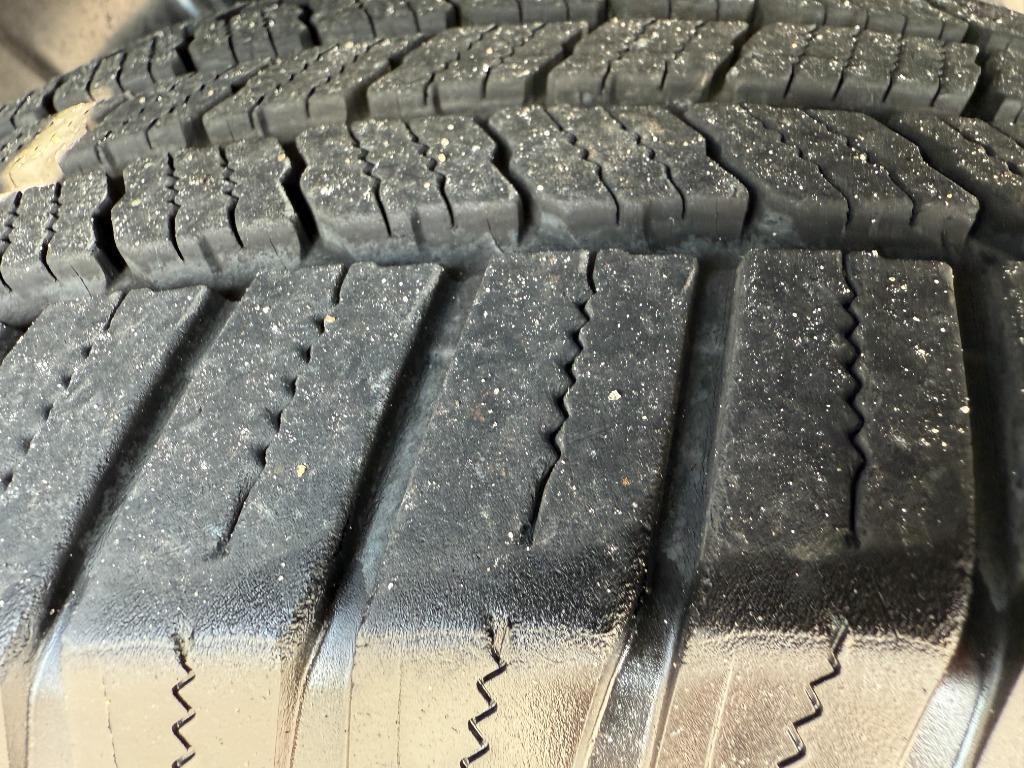 used 2010 Hyundai Veracruz car, priced at $12,995