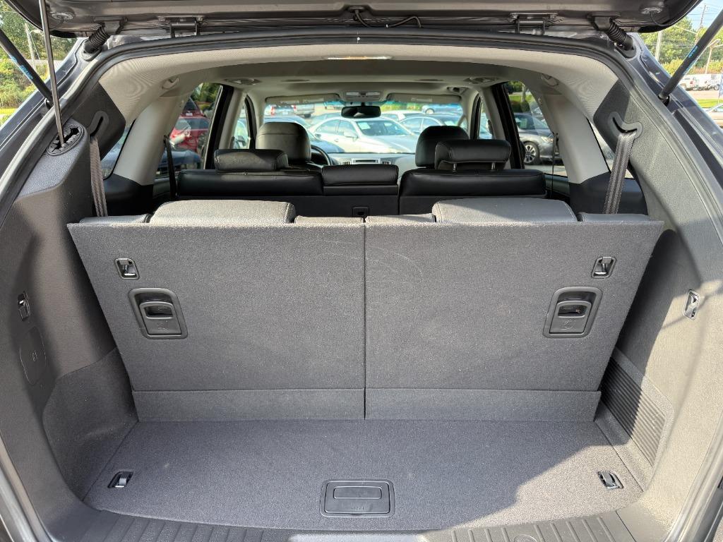 used 2010 Hyundai Veracruz car, priced at $12,995