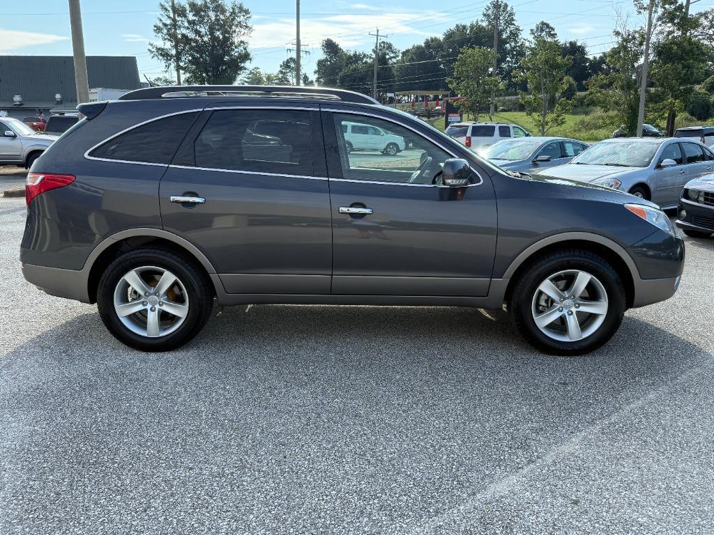 used 2010 Hyundai Veracruz car, priced at $12,995