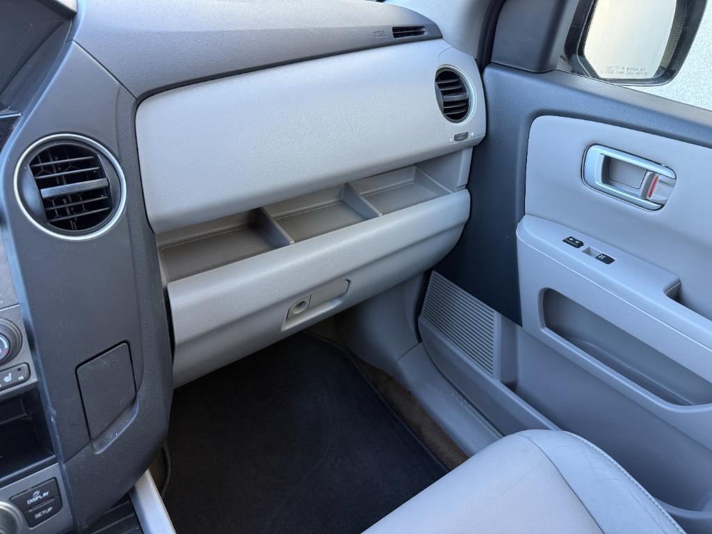 used 2013 Honda Pilot car, priced at $12,995