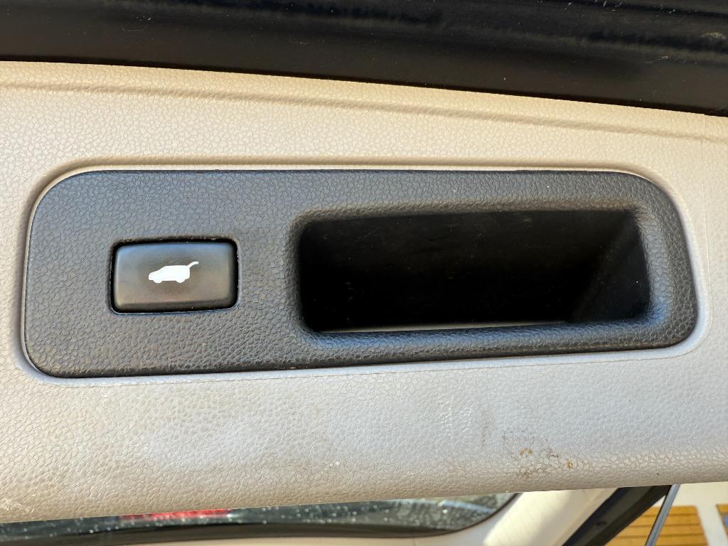 used 2013 Honda Odyssey car, priced at $12,995