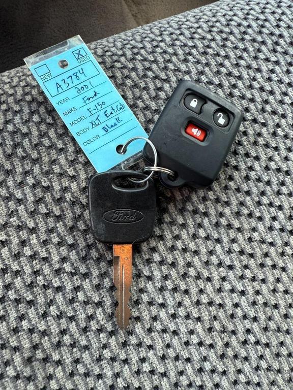 used 2001 Ford F-150 car, priced at $9,995