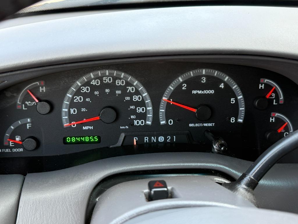 used 2001 Ford F-150 car, priced at $9,995