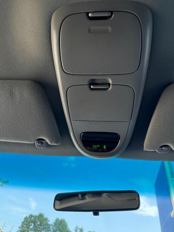 used 2001 Ford F-150 car, priced at $9,995