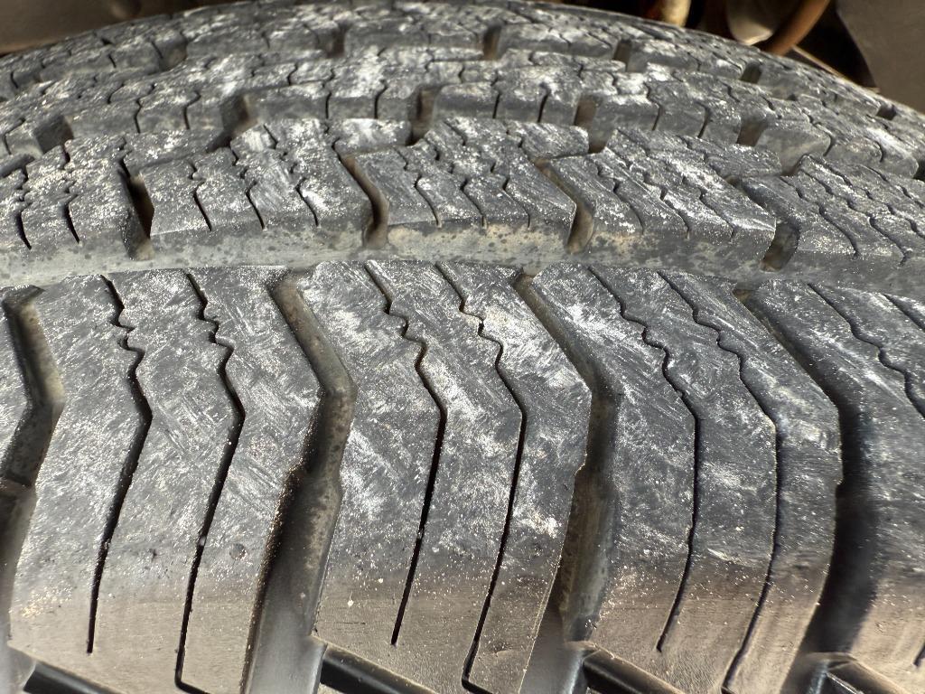 used 2001 Ford F-150 car, priced at $9,995