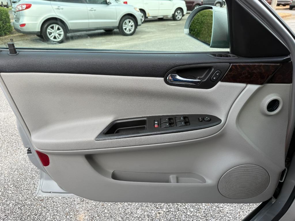 used 2015 Chevrolet Impala Limited car, priced at $11,995