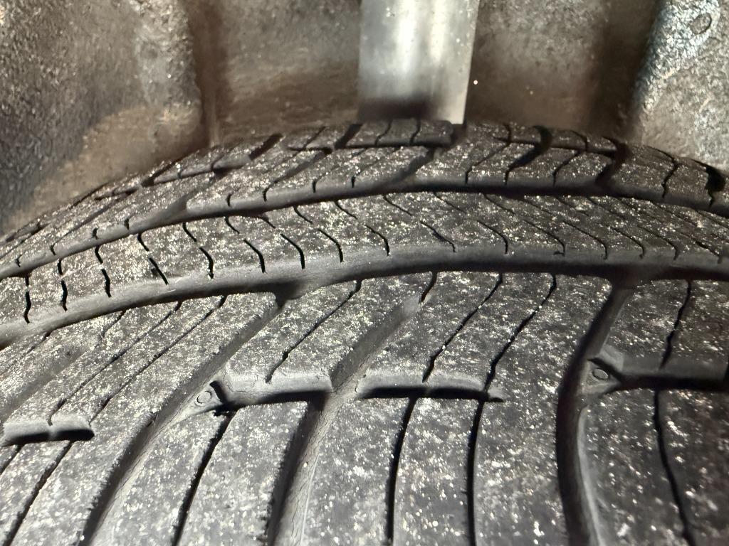 used 2007 Mazda Mazda3 car, priced at $9,995