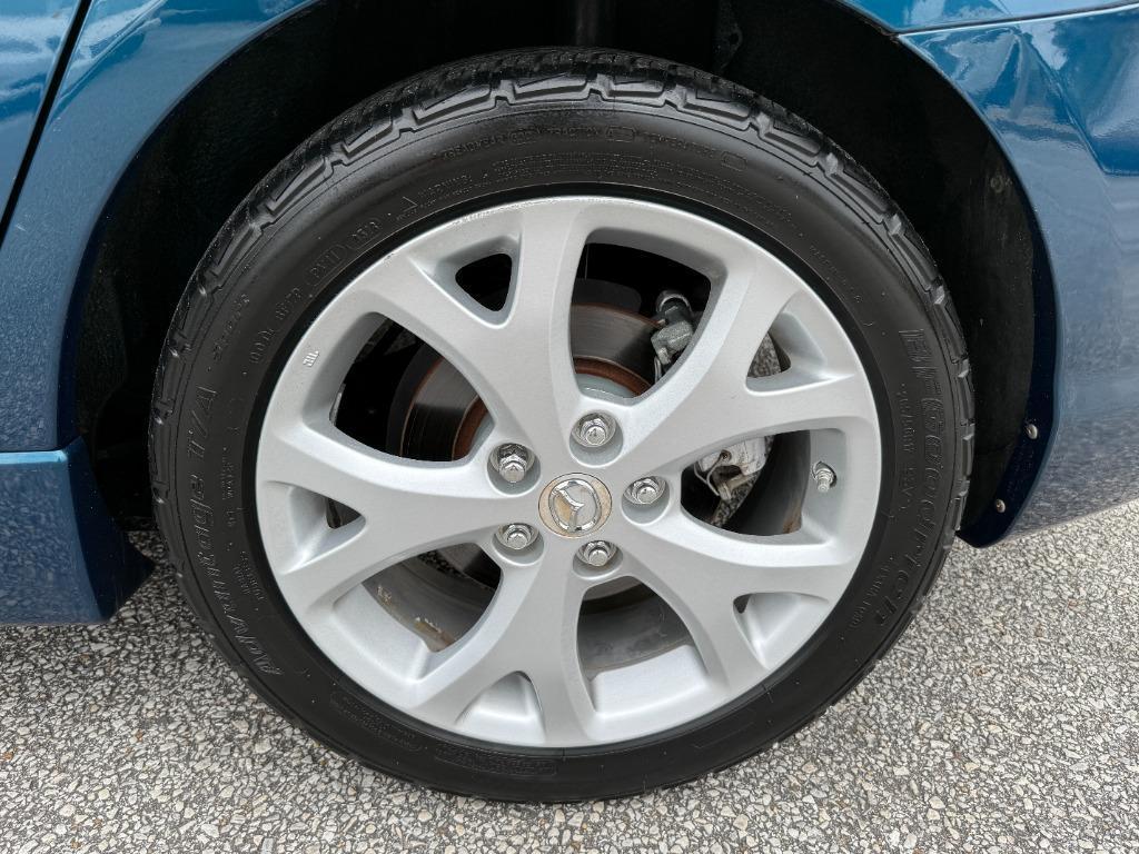 used 2007 Mazda Mazda3 car, priced at $9,995