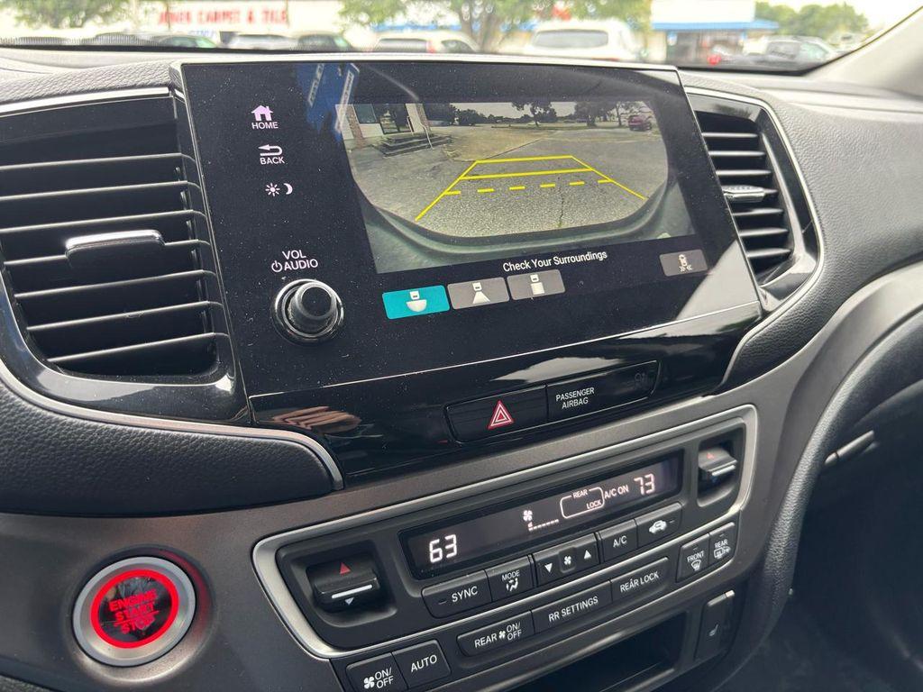 used 2022 Honda Pilot car, priced at $18,900