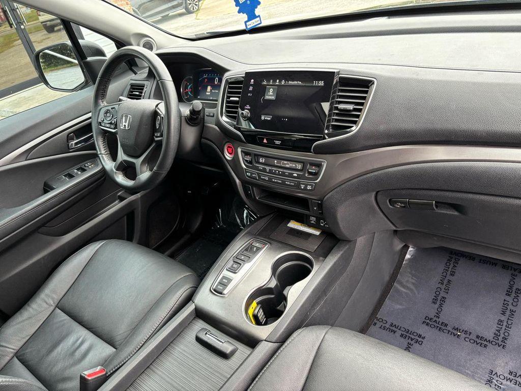 used 2022 Honda Pilot car, priced at $18,900