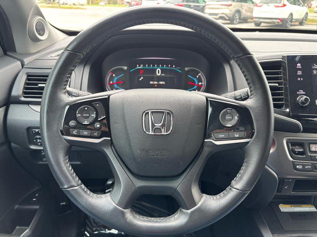 used 2022 Honda Pilot car, priced at $18,900