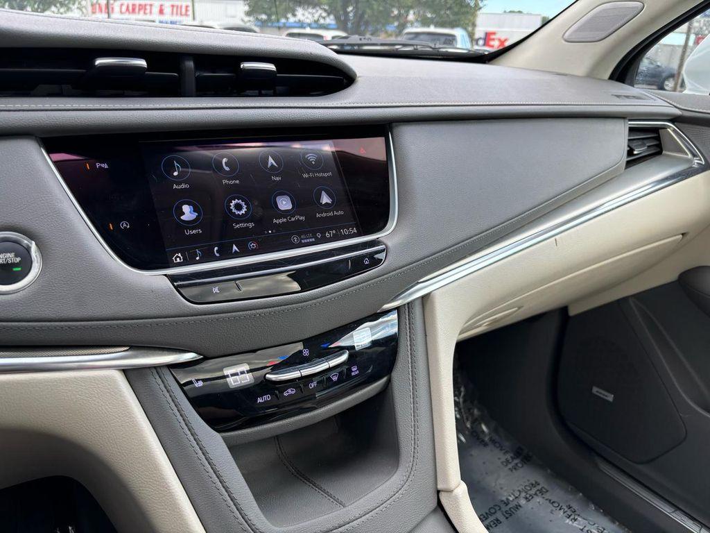 used 2023 Cadillac XT5 car, priced at $24,900
