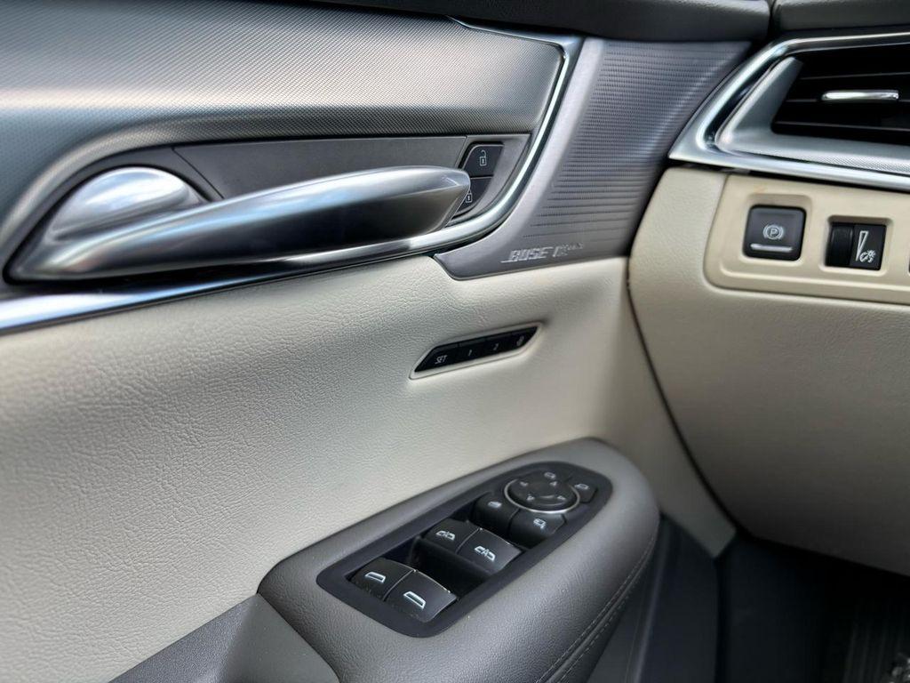 used 2023 Cadillac XT5 car, priced at $24,900