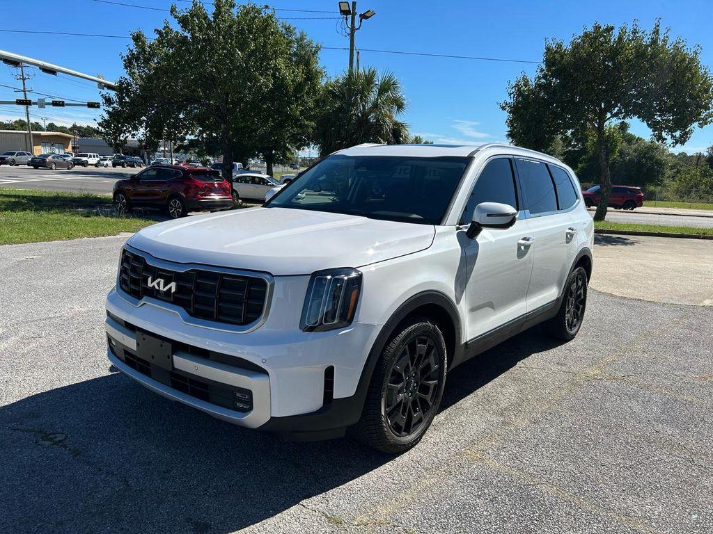used 2024 Kia Telluride car, priced at $30,800