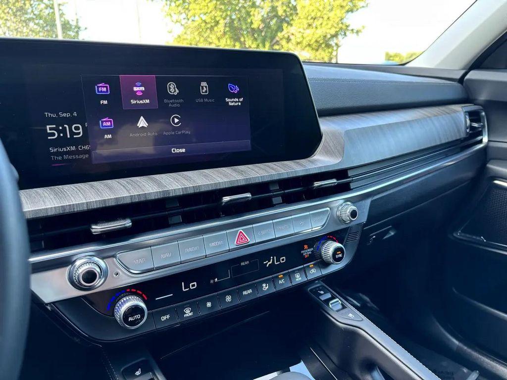 used 2024 Kia Telluride car, priced at $30,800