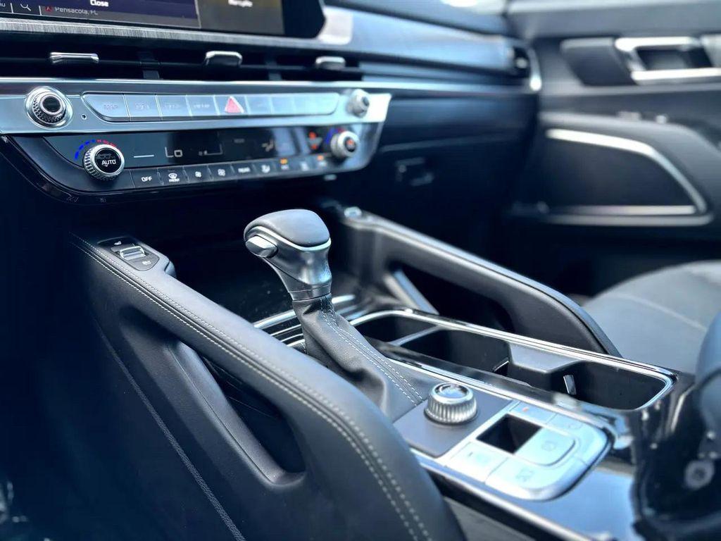 used 2024 Kia Telluride car, priced at $30,800