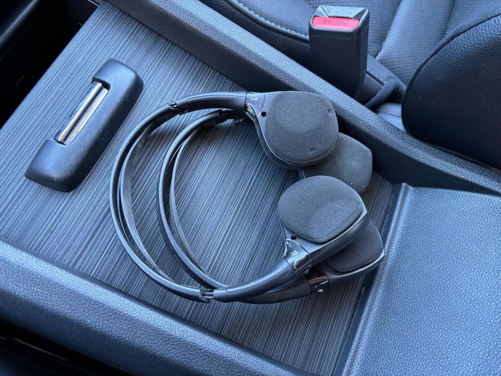 used 2022 Honda Pilot car, priced at $26,900