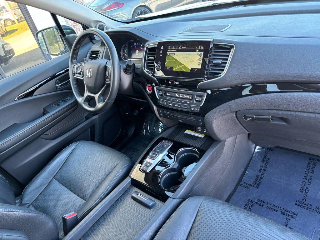 used 2022 Honda Pilot car, priced at $26,900