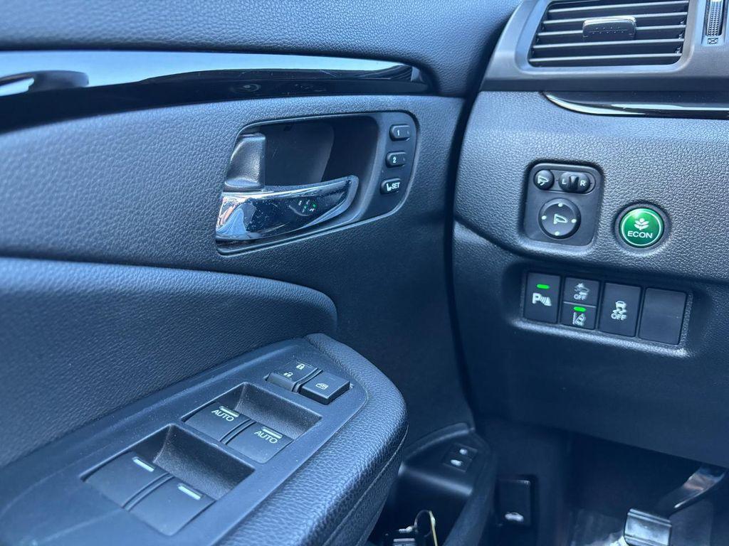 used 2022 Honda Pilot car, priced at $26,900