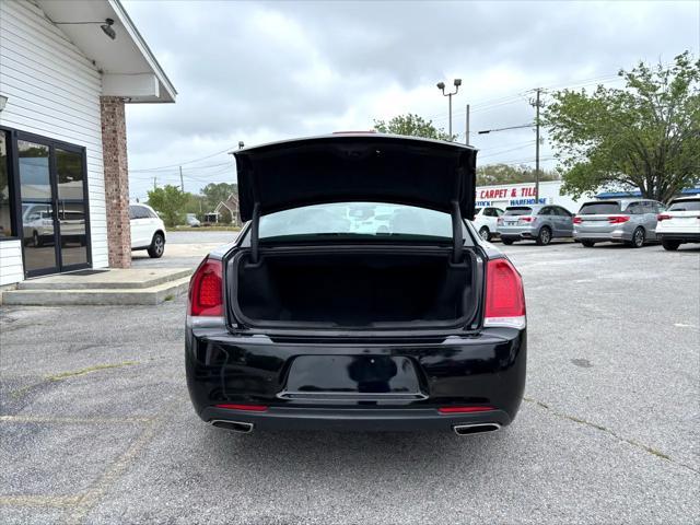 used 2022 Chrysler 300 car, priced at $18,900