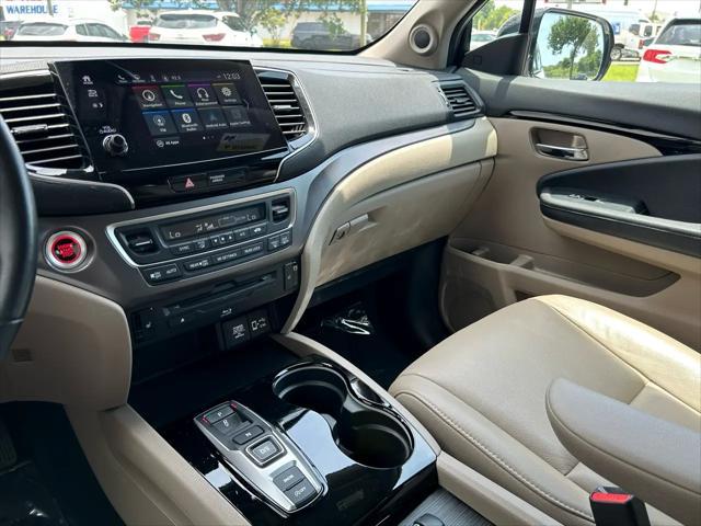 used 2022 Honda Pilot car, priced at $25,450