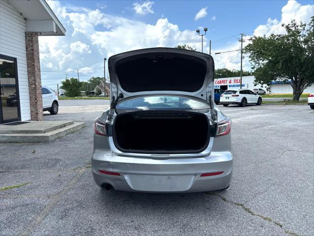 used 2013 Mazda Mazda3 car, priced at $5,500