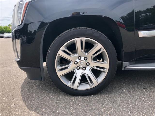 used 2015 Cadillac Escalade car, priced at $25,899