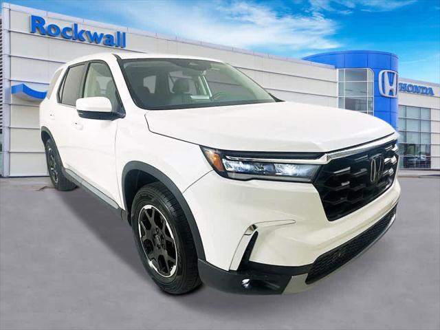 new 2025 Honda Pilot car, priced at $43,743