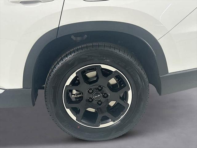 new 2025 Honda Pilot car, priced at $43,743