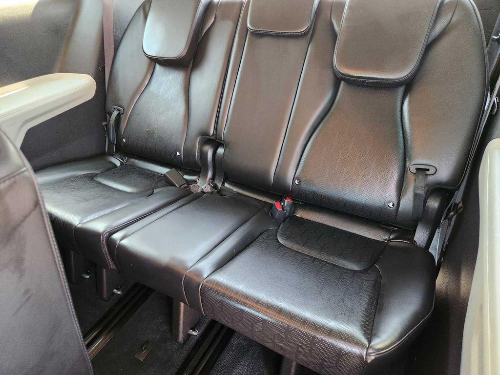 used 2022 Kia Carnival car, priced at $21,298