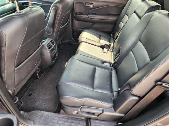 used 2022 Honda Pilot car, priced at $29,451