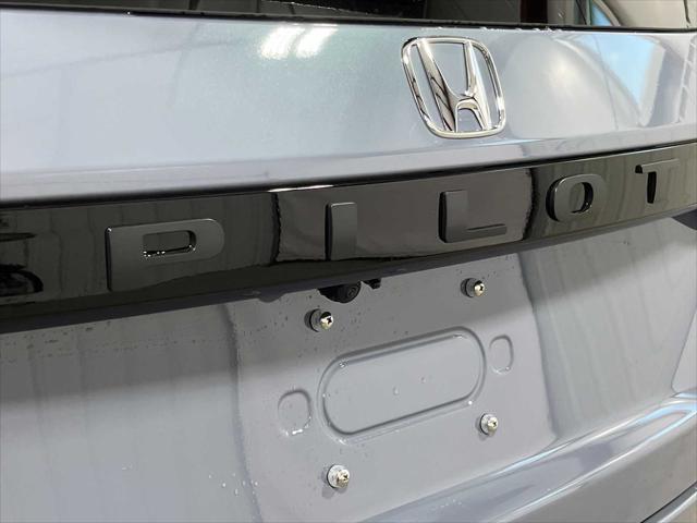 new 2025 Honda Pilot car, priced at $48,214