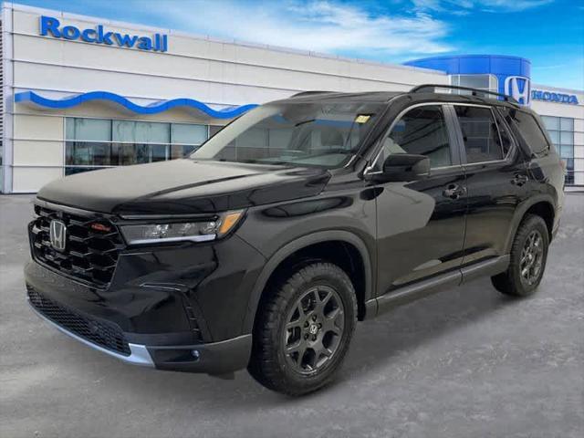 new 2025 Honda Pilot car, priced at $47,787