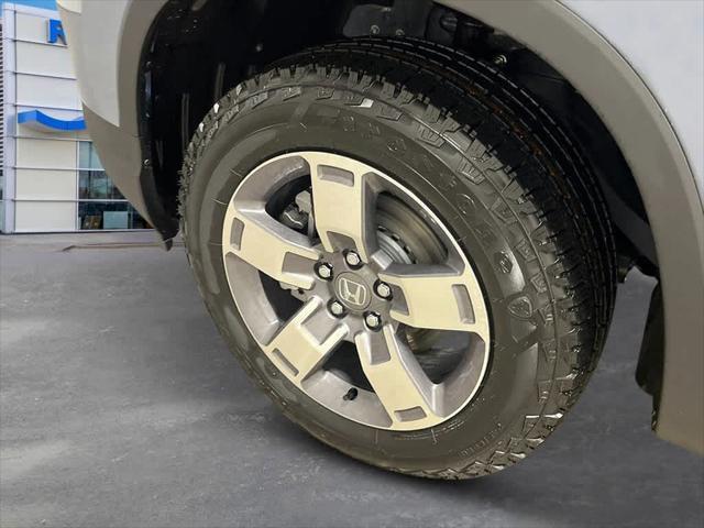 new 2025 Honda Ridgeline car, priced at $41,292