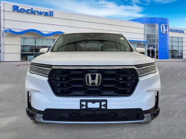 new 2025 Honda Pilot car, priced at $44,650