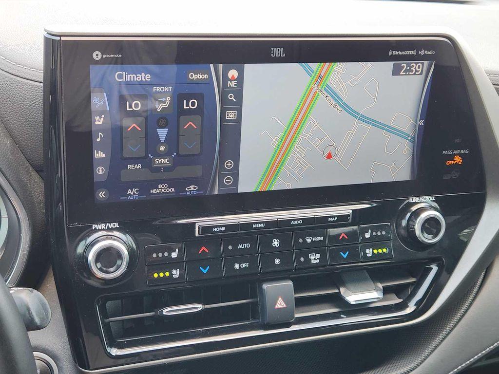 used 2021 Toyota Highlander car, priced at $31,716