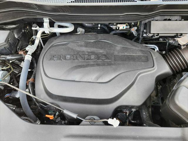 used 2025 Honda Ridgeline car, priced at $33,772
