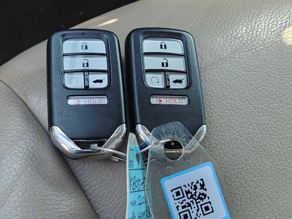 used 2019 Honda Pilot car, priced at $17,426