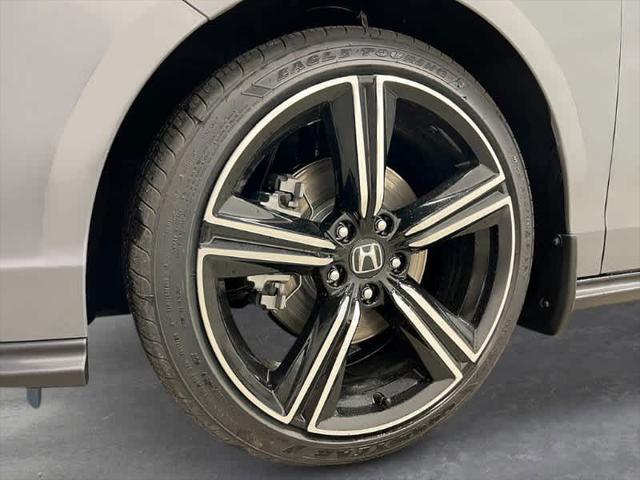 new 2025 Honda Accord Hybrid car, priced at $33,555
