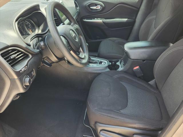 used 2020 Jeep Cherokee car, priced at $15,939